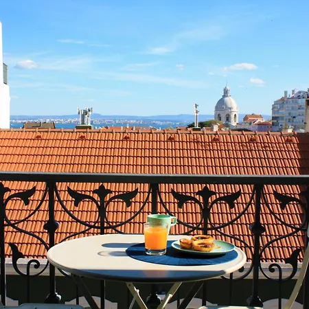 شقة Sunny 3bdr In Graca By Lovelystay *