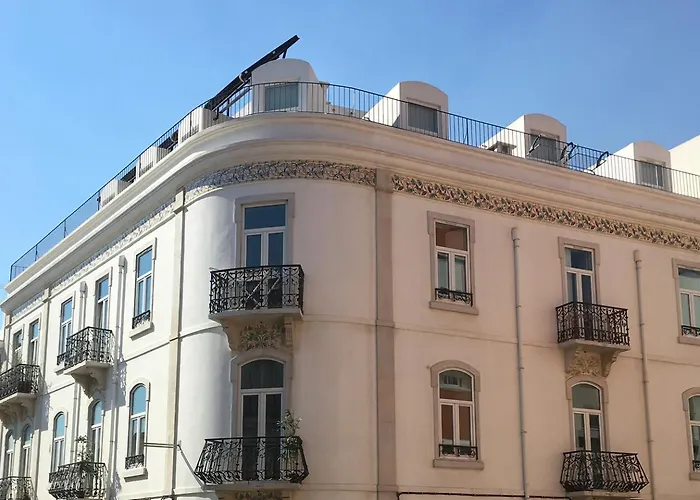 شقة Sunny 3bdr In Graca By Lovelystay